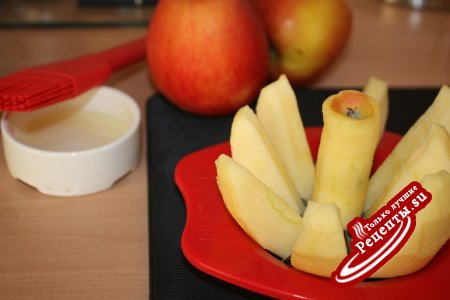Яблочный «Оборванец» (пирог-комплимент Лианочке (lianaaa) и Олечке (johnny))