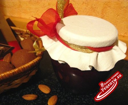 Вишнёво-марципановый конфитюр с горьким шоколадом
