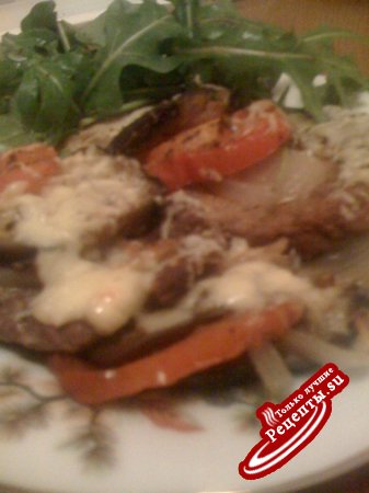Мясное полено из говяжих и овощных медальонов