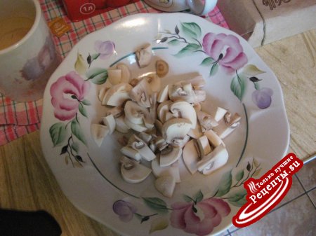 "Порционные судачки" с грибами и сыром