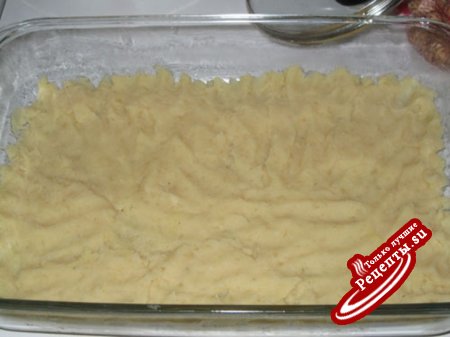 сытный мясной пирог с картошкой и сыром