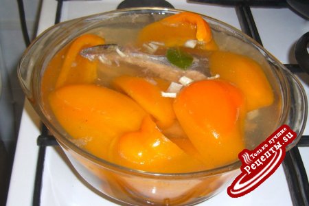 Суп-пюре с рыбой оранжевый
