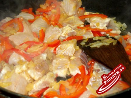 Рыба и креветки на мексиканский манер с кукурзными тортилья