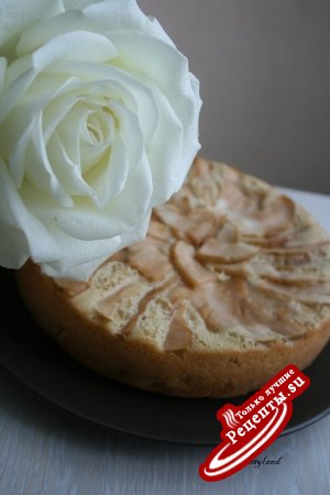Яблочный пирог с корицей-рецепт для мультиварки