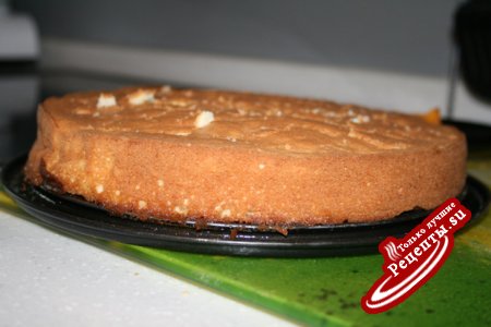 Бисквитный мокрый пирог, с конфетно-сливочным вкусом
