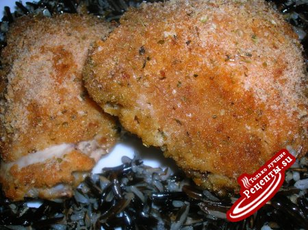 Одомашненная курица с диким рисом ( или курица в чесночных сухарях)