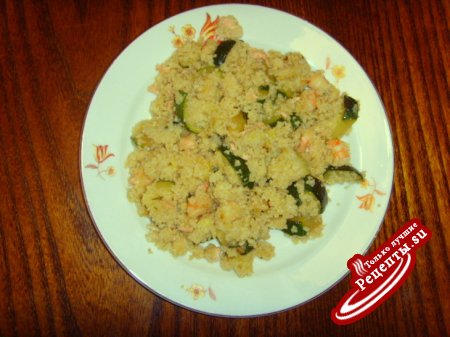Кус-кус с кабачками и креветками