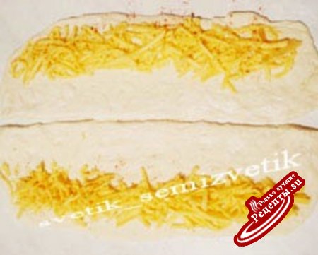 Пикантный белый хлебушек с сыром