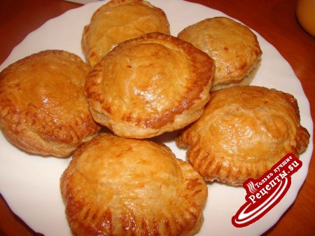 Слойки с очень нежной и сочной рыбной начинкой