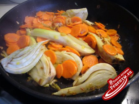 Запеканка из поленты с фенхелем и морковью