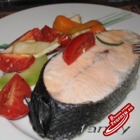 Рыба с овощами, приготовленная в призовой пароварке