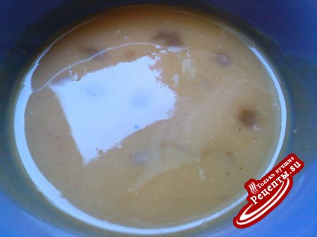 Тыквенный крем-суп с сырными рулетиками
