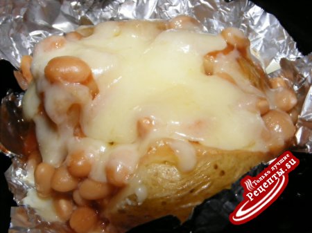 Картофель запеченный с фасолью и сыром(baked potate with beans and cheese)