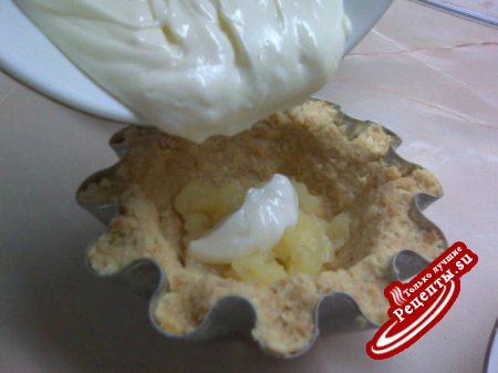Пирог с сыром и ананасами в ореховой корочке. Вариации на тему экономии.