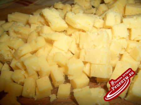 Курица в молоке с сыром