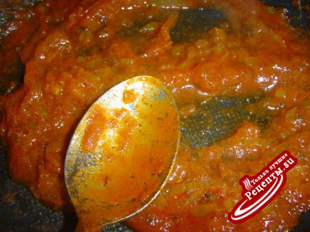 Currywurst-Жареные колбаски с соусом Карри