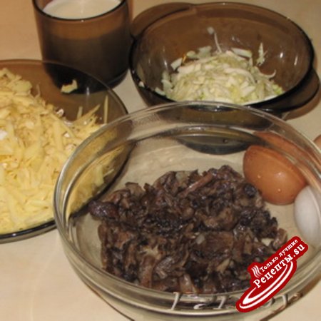 Сырный кекс с грибами и кабачком
