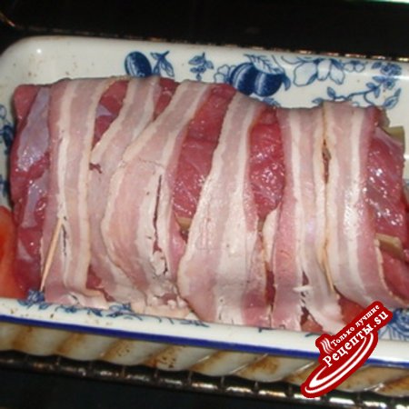 Говядина с начинкой запеченая