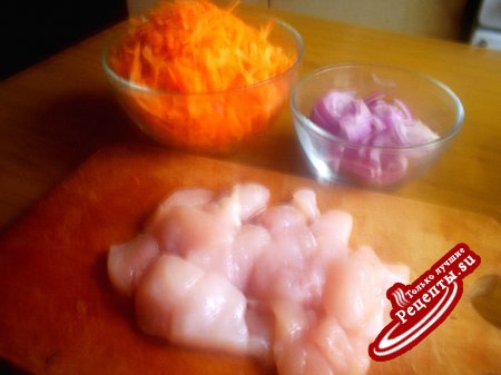 морковный суп-пюре + слоёные сырно-ветчинные рулетики к нему