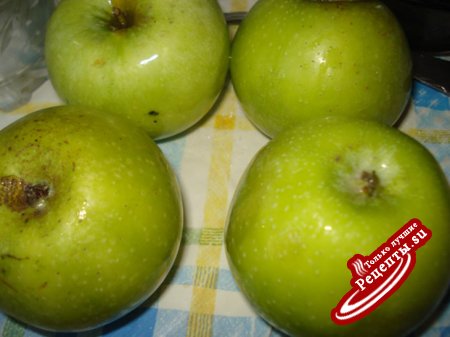 Яблоки в кляре (оладьи с яблоками)