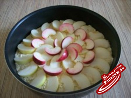 двухслойный пирог с яблоками