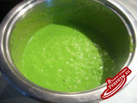 Зеленый "капучино" (гороховый суп-пюре)