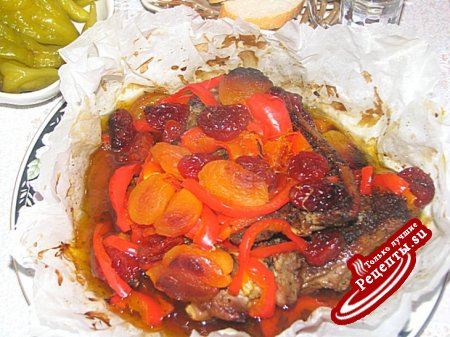 Баранина пряная с сухофруктами.