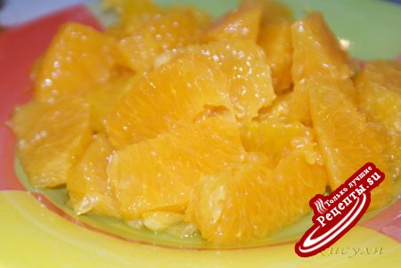 Тёплый салат из морских гребешков и спаржи под апельсиновым соусом