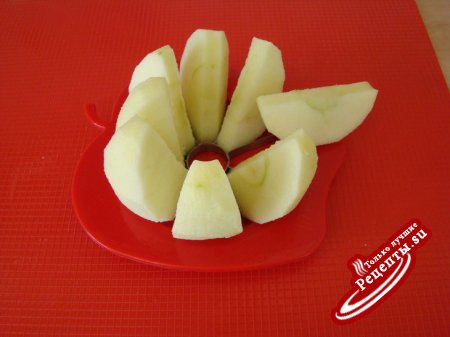 Яблочные оладьи с домашним сыром