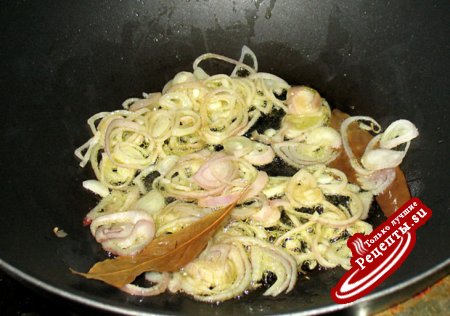 Креветки на картофельном креме с песто (Gamberoni su crema di patate e pesto)