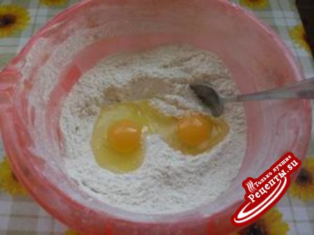 Пирожки с рисом и яйцом