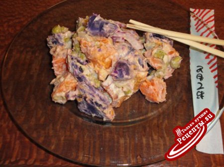 Окинавский картофельный салат и как-всегда мясо !!!