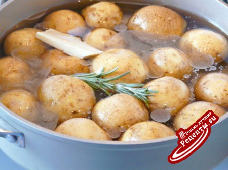 «Запечeнный» картофель (Pommes de terre fondantes)