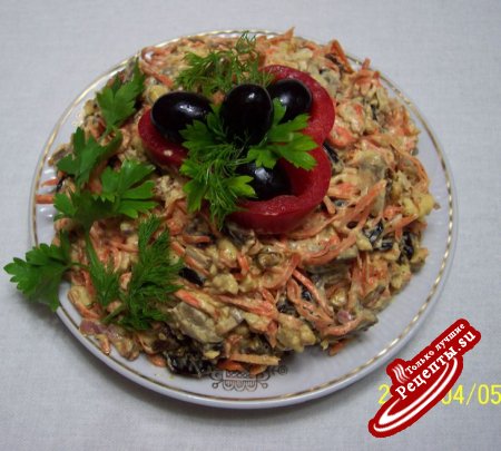 салат из моркови с черносливом