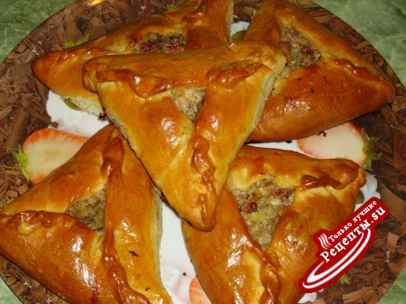 УЧПОЧМАКИ (татарские треугольные пирожки)