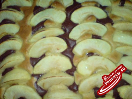 Яблочный пирог с пряничным ароматом