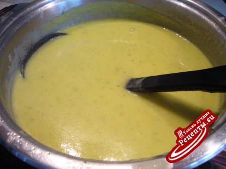 Картофельно-кабачковый суп-пюре с тунцом