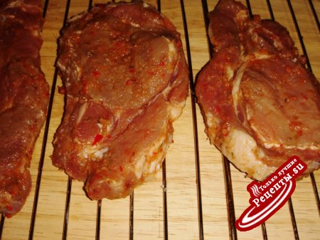 Пикантные стейки из свинины(гриль)