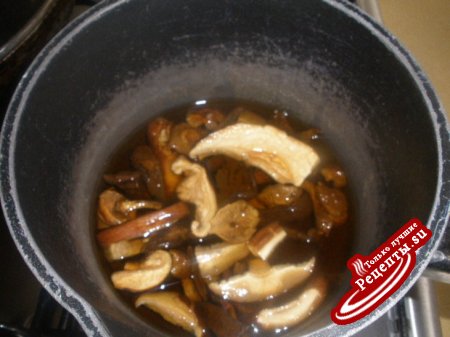 Стручковая фасоль, горошек и грибы в сливках - обалденный гарнир!