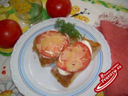 Пангасиус с помидорами и сыром
