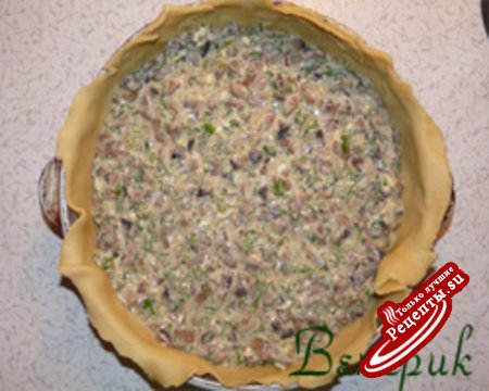 Грибной пирог с сыром и зеленью