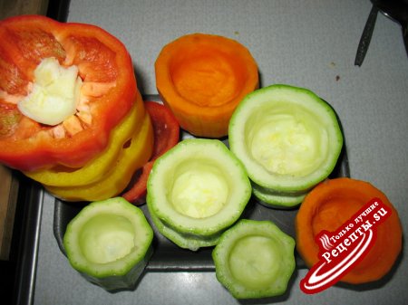 Фаршированные разноцветные овощи. Как вариант