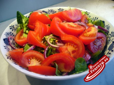 Картофельный салат с помидорами
