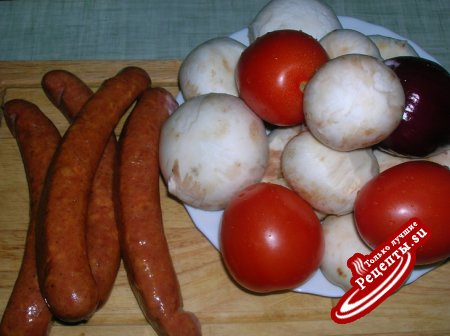Теплый салат с баклажанами, макаронами и грибами ( вкусный , полноценный ужин)