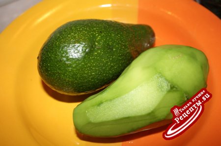 Салатик из курочки и авокадо