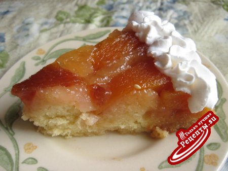 Tarte Tatin с персиками