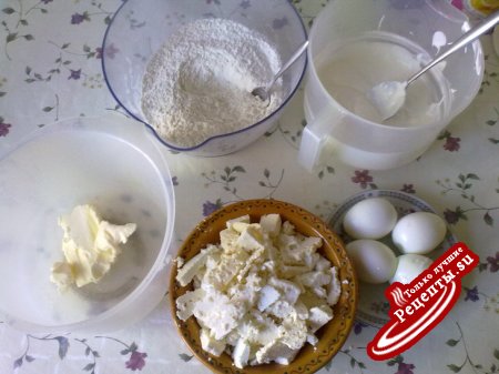 Пирог Гведзели с сыром и яйцом