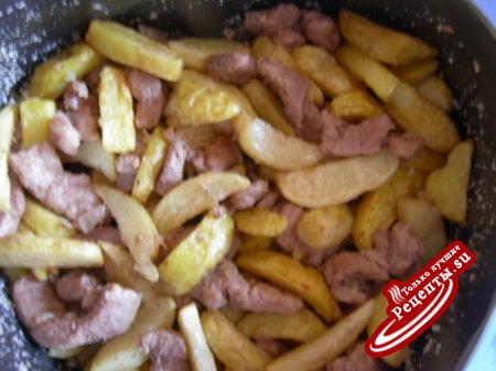 Фритатта с картофелем и свининой