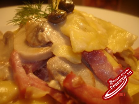 Паста: Люссини с сыром в соусе с грибами и сыровяленым мясом