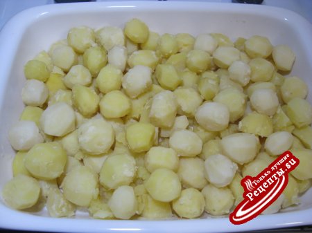 Картофель запечёный с заливкой и сыром